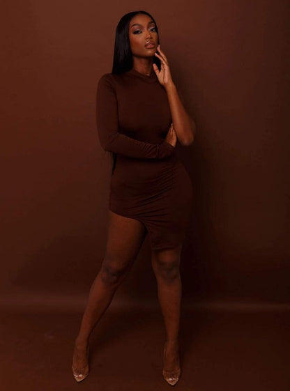 Elegant One-Shoulder Long Sleeve Bodycon Dress with Side Slit for Parties and Clubwear