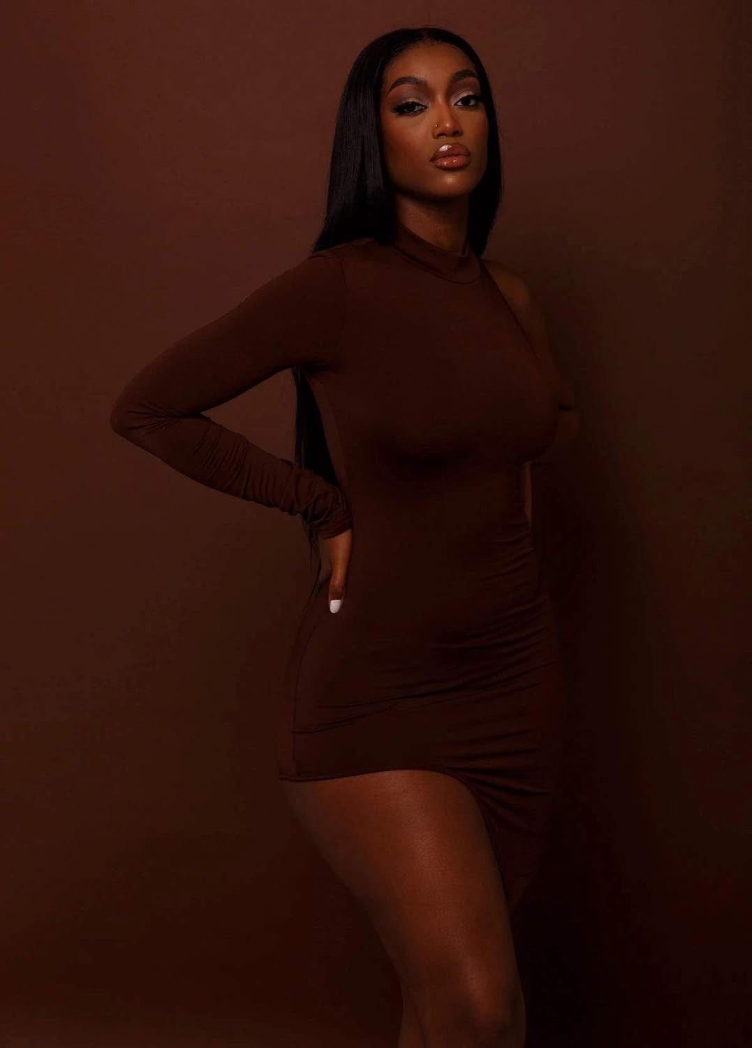 Elegant One-Shoulder Long Sleeve Bodycon Dress with Side Slit for Parties and Clubwear